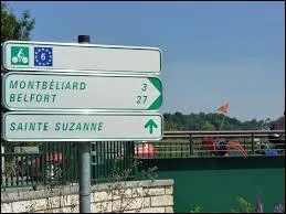 Belfort est une ville du Territoire-de-Belfort.
Comment se nomme une femme qui vit à Belfort ?