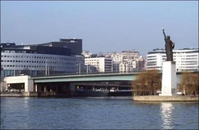 Quel est le nom de ce pont ?