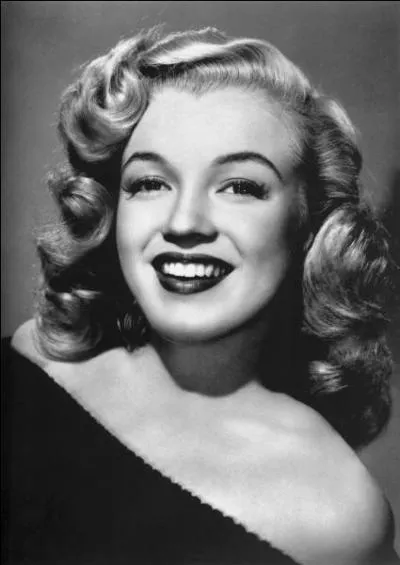 À quel âge Marilyn Monroe est-elle décédée ?