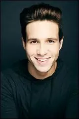 Qui est amoureux de Violetta dans la saison 3 ?