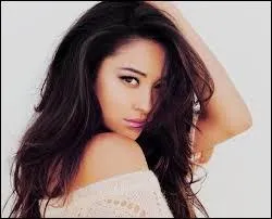 Quel est le surnom d'Emily Fields ?