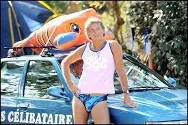 Dans "Camping", quel est le nom du camping où Patrick Chirac passe ses vacances d'été ?