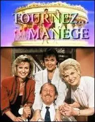 "Tournez man&egrave;ge ! " est sans doute le jeu t&eacute;l&eacute;vis&eacute; le plus c&eacute;l&egrave;bre et culte concernant la rencontre de c&eacute;libataires. Sur quelle p&eacute;riode s'&eacute;tale la diffusion de la premi&egrave;re version de ce jeu, pr&eacute;sent&eacute; sur TF1 par les inoubliables Simone Garnier, Fabienne Egal et Evelyne Leclercq ?