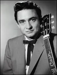 Johnny Cash aura quatre filles avec sa femme Vivian Liberto. Comment vont-ils les appeler ?