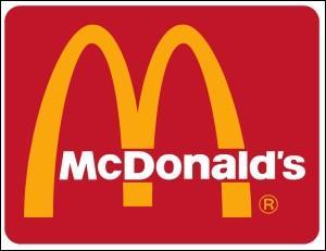 Que vendait le tout premier restaurant McDonald's ?