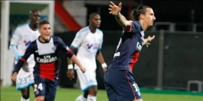 Octobre 2013 : Le PSG se déplace au Vélodrome, dès la 31e minute, Thiago Motta est exclu pour avoir shooté dans le pied de Valbuena avec qui il était à la lutte pour prendre le ballon dans la surface. La décision de l'arbitre étant très litigieuse, les Marseillais en profitent pour mener 1-0 grâce à André Ayew. Mais le PSG s'imposera. Quel sera le résultat du match ?