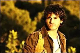 Un sms vient d'arriver, j'ai ... ans.