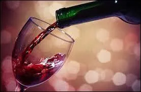 Les vins rouges sont classés en trois catégories pour leur consistance, lesquelles ?