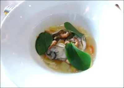 L'image s'agrandit en un clic. Observez ce plat avant de nous dire quel est le nom donné à l'oeuvre de Gagnaire :