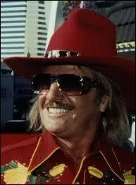 Dans "Mars Attacks ! ", Jack Nicholson incarne deux personnages qui, tous deux, ont la particularité...