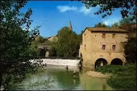 Je vous emmène à Cambounet-sur-le-Sor. Commune de l'arrondissement de Castres, elle se situe en région ...