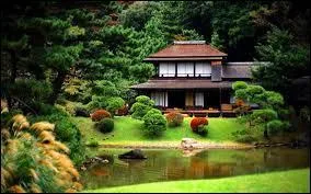 Edgar Allan Poe a dit : " J'entends au-dessus de moi dans les cieux Les anges qui chantent entre eux Ils ne peuvent trouver de mot d'amour plus grand Que celui-ci : Maman".