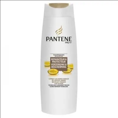 Voici une bouteille de shampoing Pantene Pro-V. Plus d'indices ? La vedette en question est l'égérie de cette marque pour les cheveux depuis tout récemment.