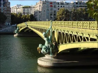Quel est le nom de ce pont ?