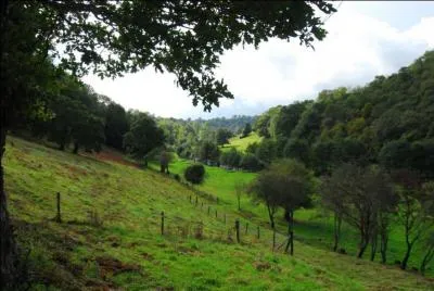 Quel département ne pouvez-vous rejoindre directement en partant de celui du Calvados ?