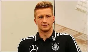 Quel est son pied le plus fort ?