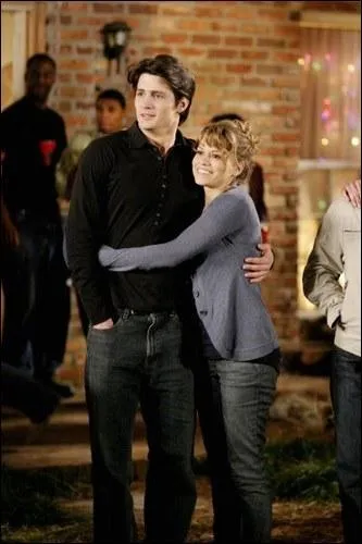 Combien d'enfants vont avoir Nathan et Haley à la fin de la série ?