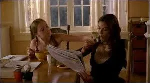 Épisode 3 : Le dîner - Lequel de ces personnes dit cette phrase culte « Rex pleure après l'éjaculation » ?