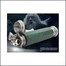 Que donne Albus Dumbledore à Ron Weasley dans son testament ?