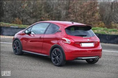 Quelle est la marque de ce véhicule ?