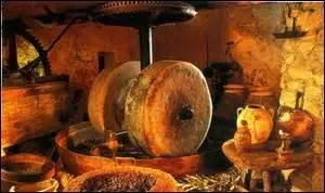 Quelle est la caractéristique d'un moulin à huile ?