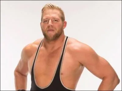 Quel est le finisher de Jack Swagger ?