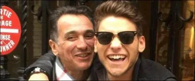 Comment s'appelle son père ?