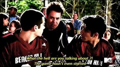 Je suis le professeur de Lacross et je suis le coach de Scott, Stiles, Liam et Isaac, qui suis-je ?
Plusieurs réponses
