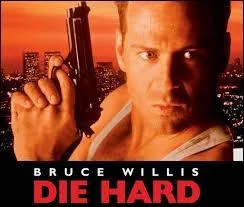 En France comme au Québec la saga "Die Hard" a la particularité de ne pas porter le même nom d'un film à l'autre. 
Comment se nomme le quatrième opus de la saga au Québec ?