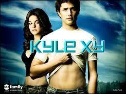 Lequel de ces acteurs n'a jamais joué dans cette série télévisée américaine ?