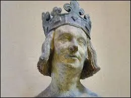 Charles V monte sur le trône en 1364. Il arrive à maintenir la France en place grâce...