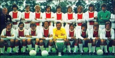 Equipe hollandaise qui a remporté trois années de suite ( de 1971 à 1973), la coupe des clubs champions européens.