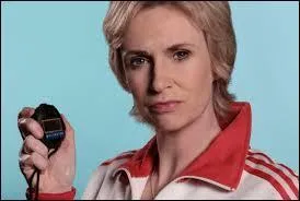 Quelle est la couleur des yeux de Sue Sylvester ?