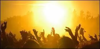 Qui a dit : Il n'est bon festival sans scandale. ?