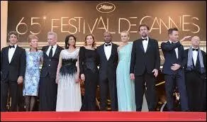 Qui a dit : Oublie les films. Cannes est un festival de mode.  ?