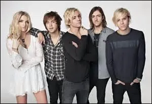 Quel est le titre donné au film documentaire fait sur les R5 ?