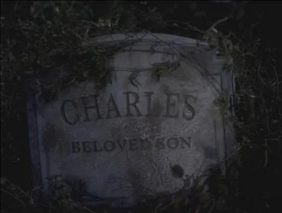 Épisode 4 : Qui trouve la tombe de Charles à la maison de la grande-tante Carol Ward d'Alison, Jason et Charles ?