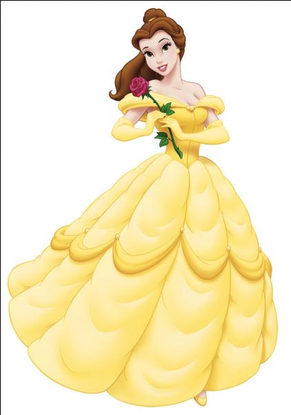 Voici Belle en robe de princesse, prête à danser. Mais de quelle couleur est sa robe de tous les jours, au début du film ?