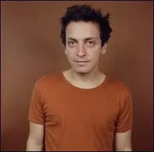 Et le nom de famille de son mari est :