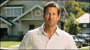 Épisode 15 : Mieux vaut prévenir que guérir - Dans son panier à linge sale, qu'est-ce que Bree a-t-elle découverte ?