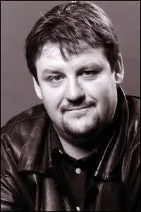 Je suis Guy Lecluyse dans le film "Bienvenue chez les Ch'tis", je joue le rôle de...