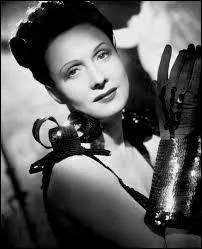 Dans quel film peut-on entendre Arletty prononcer cette réplique : "Atmosphère ! Est-ce que j'ai une gueule d'atmosphère ?" ?