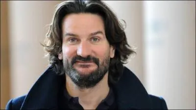 Nom de famille de cet écrivain français, critique littéraire et animateur de télévision.