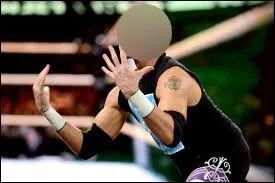 Comment s'appelle ce catcheur ?