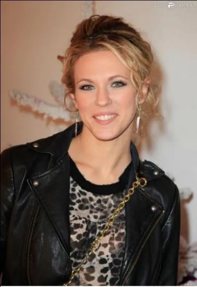 Quel est le vrai nom de cette jeune chanteuse française ?