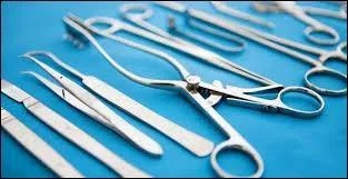 Quels médecins ont pour spécialité la chirurgie plastique ?