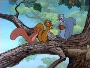 Mais qui est cette petite femelle écureuil derrière Arthur ?