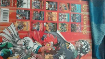 Qui a écrit les Légendaires ?