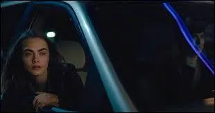 Pourquoi Margo ne monte-t-elle pas dans le car avec Quentin ?