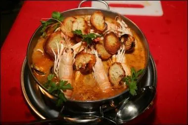 Le ttoro, soupe de poissons, est une spécialité bretonne.